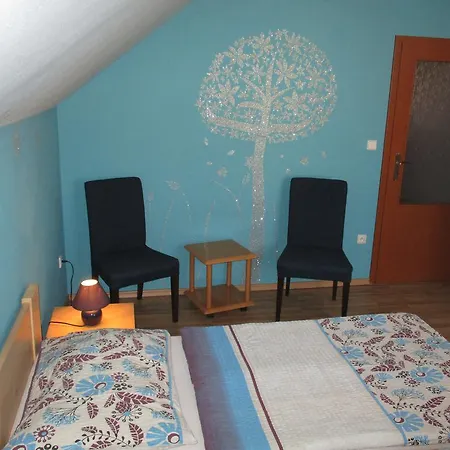 U Mikulincu Konukevi 3*